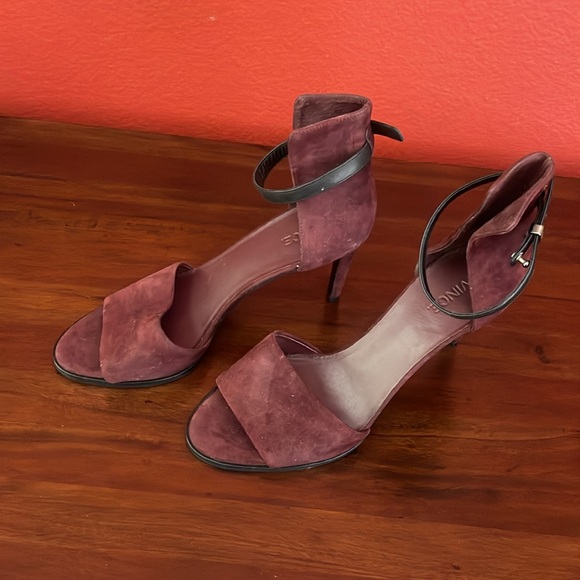 Vince Giustina  Ankle strap heels - Picture 4 of 7